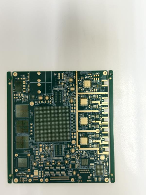 电路板定制一站式服务：从设计到量产，全程无中间商，迅捷兴如何做到？